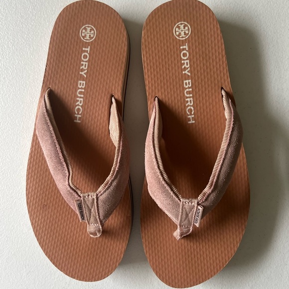 Tory Burch Flip Flop Pink Blush
Platform Leather Suede Sandals
Thong Size 10 - Picture 1 of 10